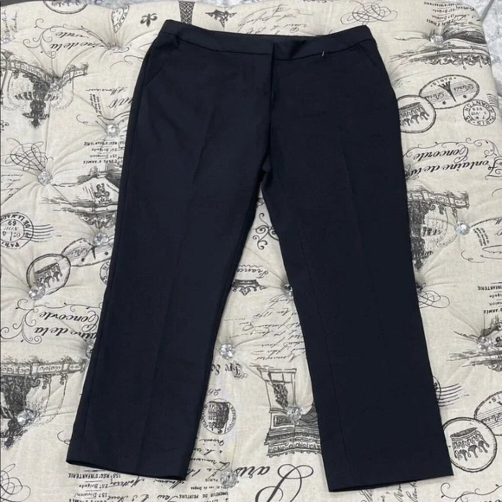 Amanda & Chelsea Women's Cropped Pants